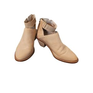 Kelsi Dagger Brooklyn Women's Ankle Strap Bootie In Tan Size 6